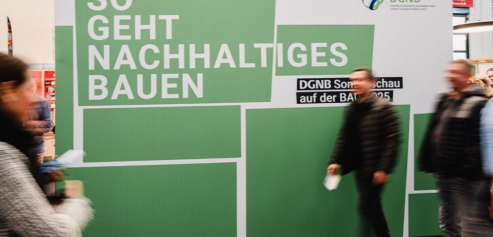 DGNB stärkt das Handwerk mit neuem Qualifizierungsangebot DGNB stärkt das Handwerk mit neuem Qualifizierungsangebot