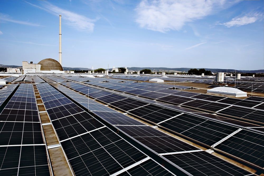 Der PV-Zubau in den ersten drei Monaten dieses Jahres lag insgesamt sechs Prozent unter dem Niveau des 1. Quartals 2025