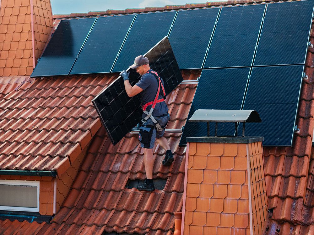 AGR-zertifizierte Photovoltaik-Module erleichtern das Handling AGR-zertifizierte Photovoltaik-Module erleichtern das Handling