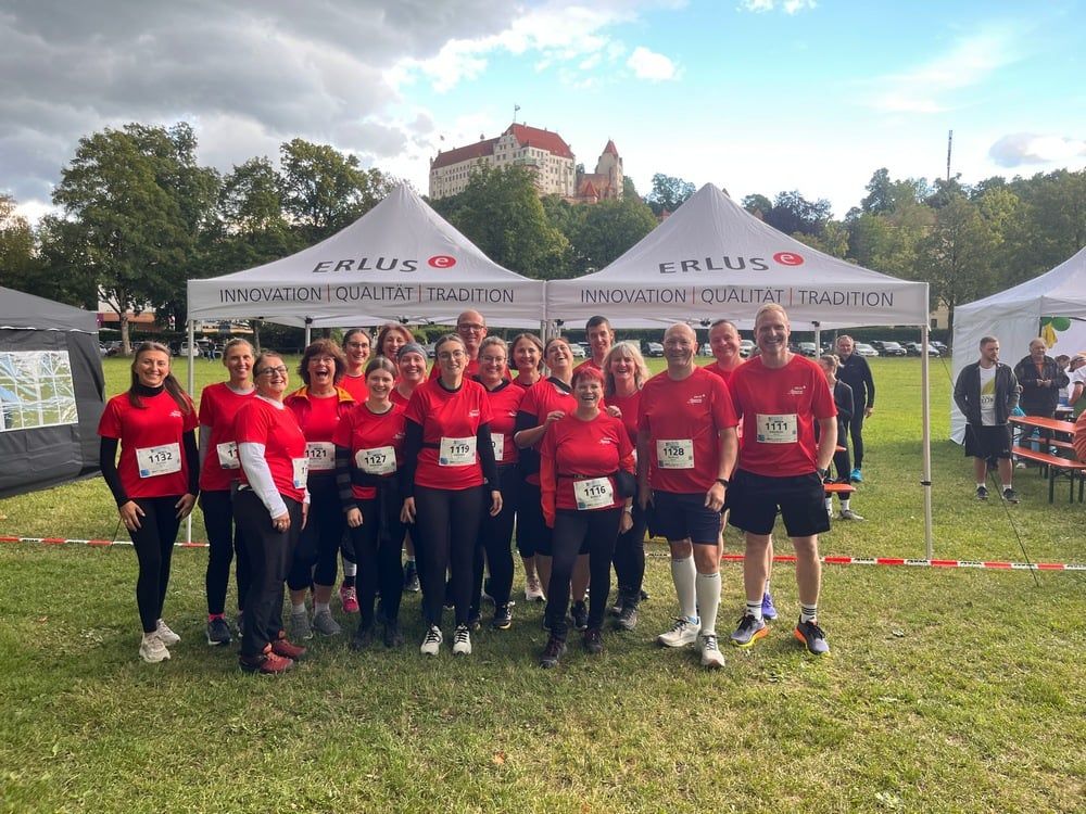 Das Erlus-Team ging beim 10. Landshuter Firmenlauf motiviert an den Start Das Erlus-Team ging beim 10. Landshuter Firmenlauf motiviert an den Start
