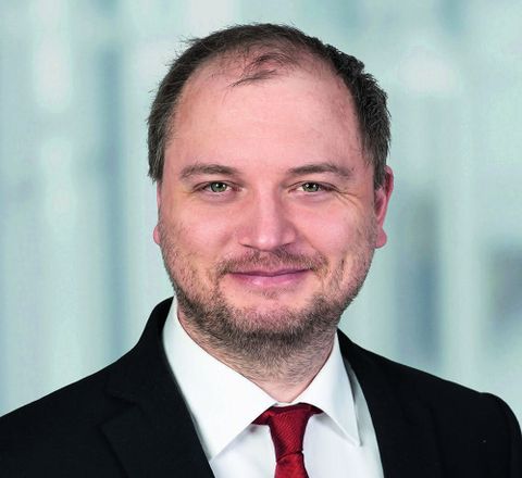 Nico Brandt ist wissenschaftlicher Mitarbeiter „Virtuelle Methoden in der Produktionstechnik“ am ISW in Stuttgart. Nico Brandt ist wissenschaftlicher Mitarbeiter „Virtuelle Methoden in der Produktionstechnik“ am ISW in Stuttgart.