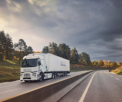 Elektrische Renault Trucks-Sattelzugmaschinen: Bis zu 660 Kilometer Reichweite