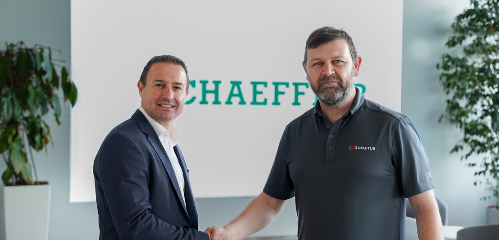 Schaeffler und Sonatus integrieren KI-Algorithmen in Steuergeräte für softwaredefinierte Fahrzeuge