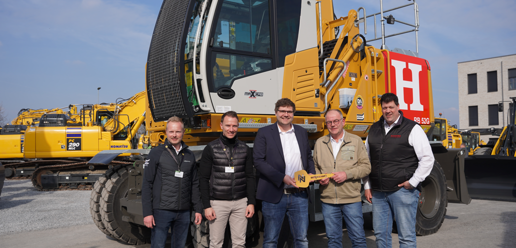 Hagedorn setzt auf elektrischen Fahrantrieb mit dem Sennebogen 735E Electric Drive Hagedorn setzt auf elektrischen Fahrantrieb mit dem Sennebogen 735E Electric Drive