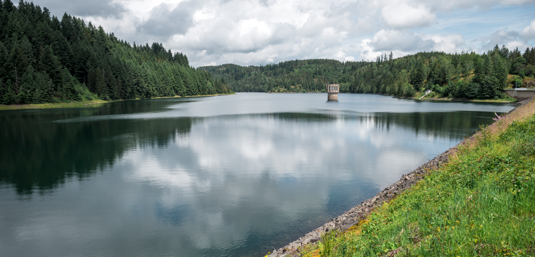 Wie wirkt sich der Klimawandel auf unsere Trinkwasserqualität aus? Blick auf die Mauthaustalsperre: Wie wirkt sich der Klimawandel auf unser Trinkwasser aus?
