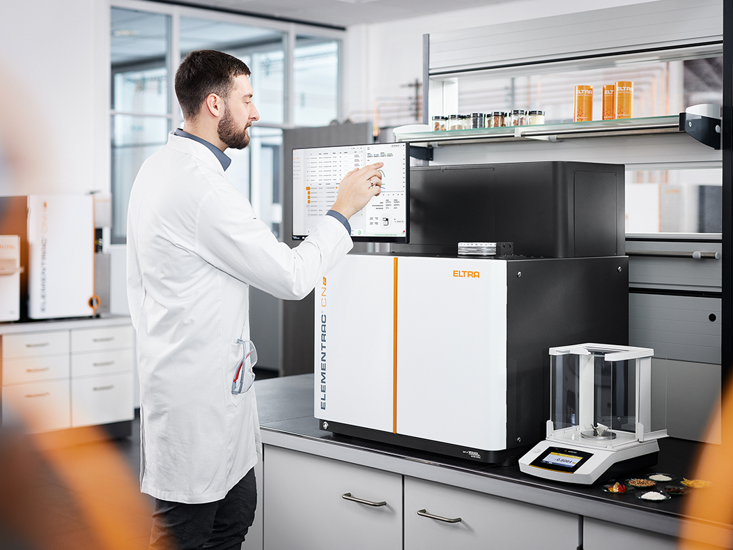 Elementaranalysator von Eltra: Schnelle Kohlenstoff- und Stickstoffanalyse mit Dumas-Verfahren ELEMENTRAC CN-r: Schnelle Kohlenstoff- und Stickstoffanalyse mit Dumas-Verfahren
