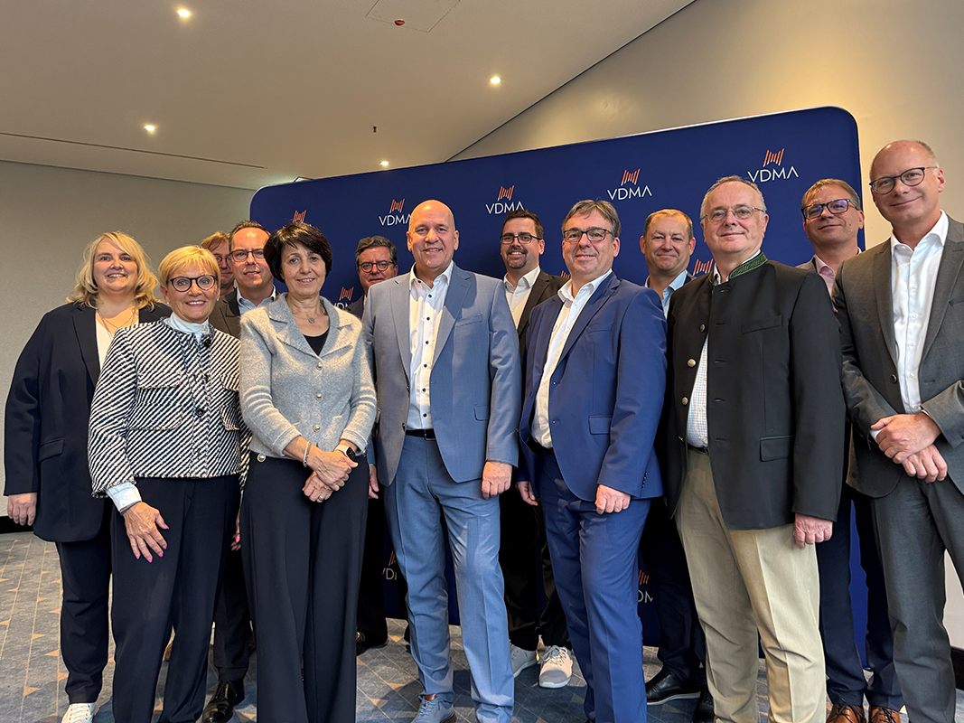 VDMA Fluidtechnik: Fachverband bestätigt Dr. Haack als Vorsitzenden VDMA Fluidtechnik: Fachverband bestätigt Dr. Haack als Vorsitzenden