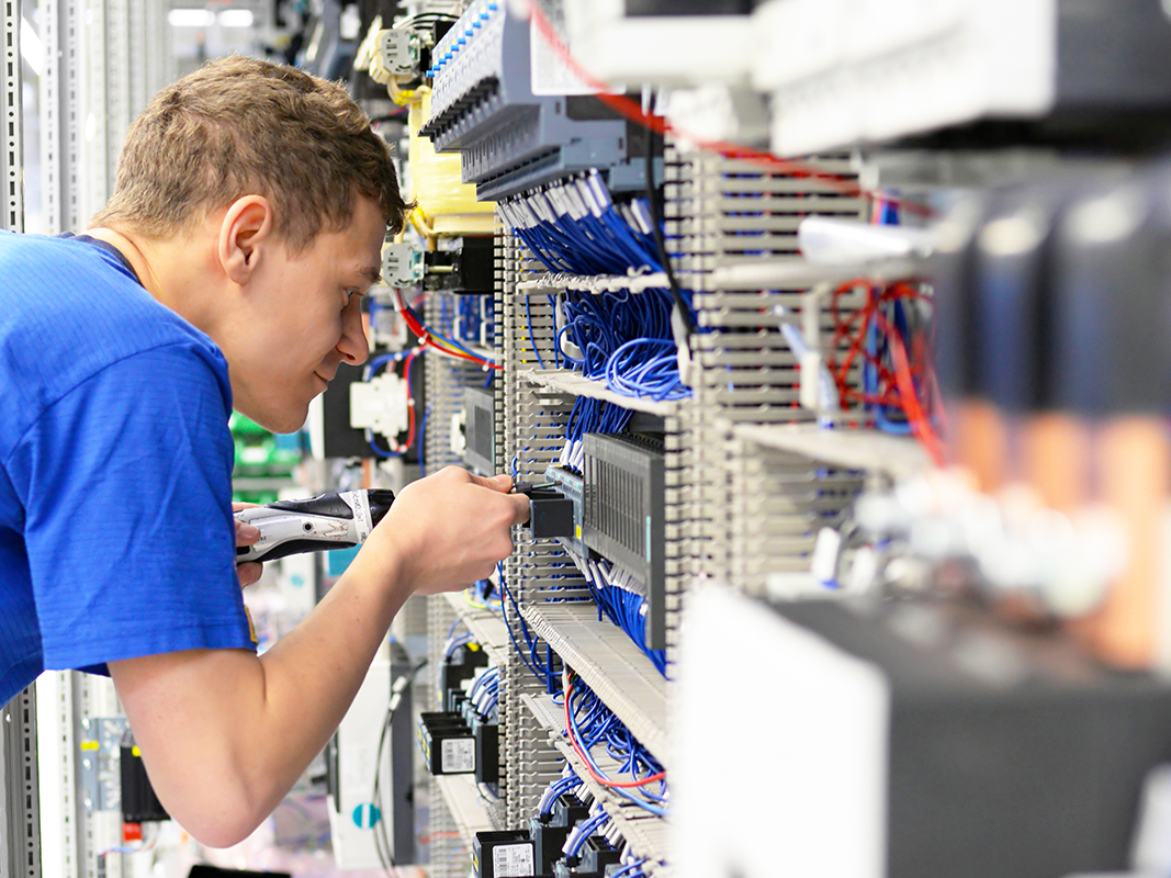 ZVEI-Jahresauftakt 2026: Elektroindustrie erwartet 2026 wieder Wachstum ZVEI-Jahresauftakt 2026: Elektroindustrie erwartet 2026 wieder Wachstum