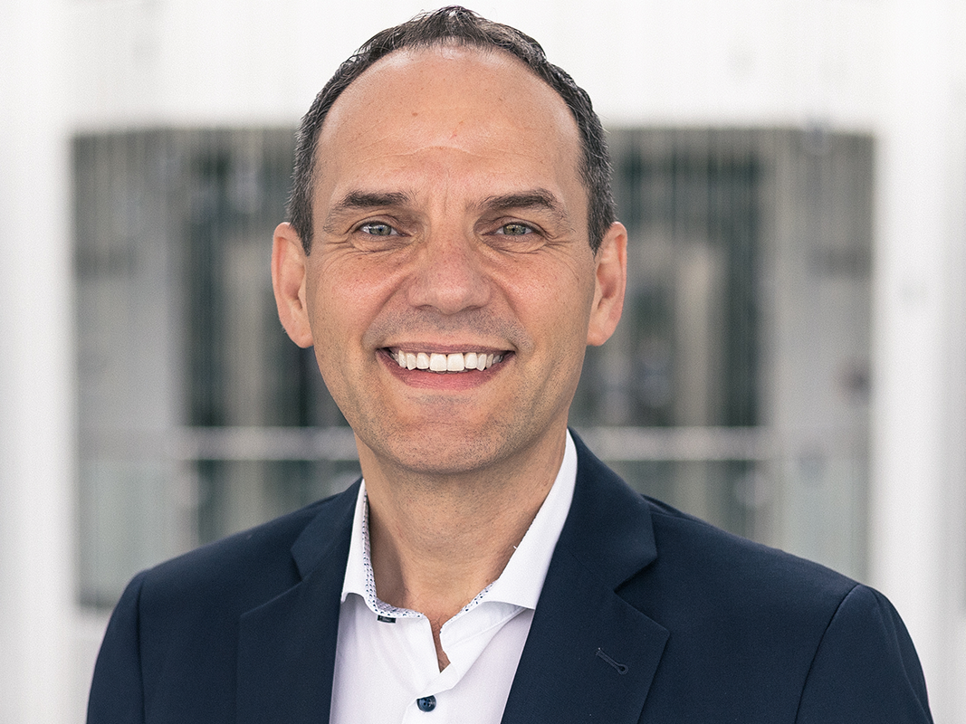Ralf Bühler ist CEO bei Conrad Electronic. Ralf Bühler ist CEO bei Conrad Electronic.