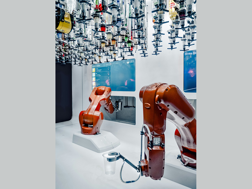 Physical AI wird die Automatisierungspyramide nicht ersetzen, aber sie grundlegend ergänzen.