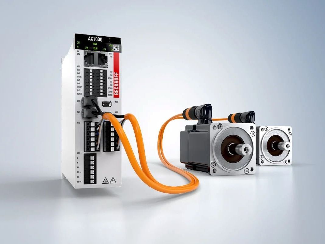 Nominierung Produkte des Jahres 2025: Beckhoff Automation: Servoantrieb AX1000