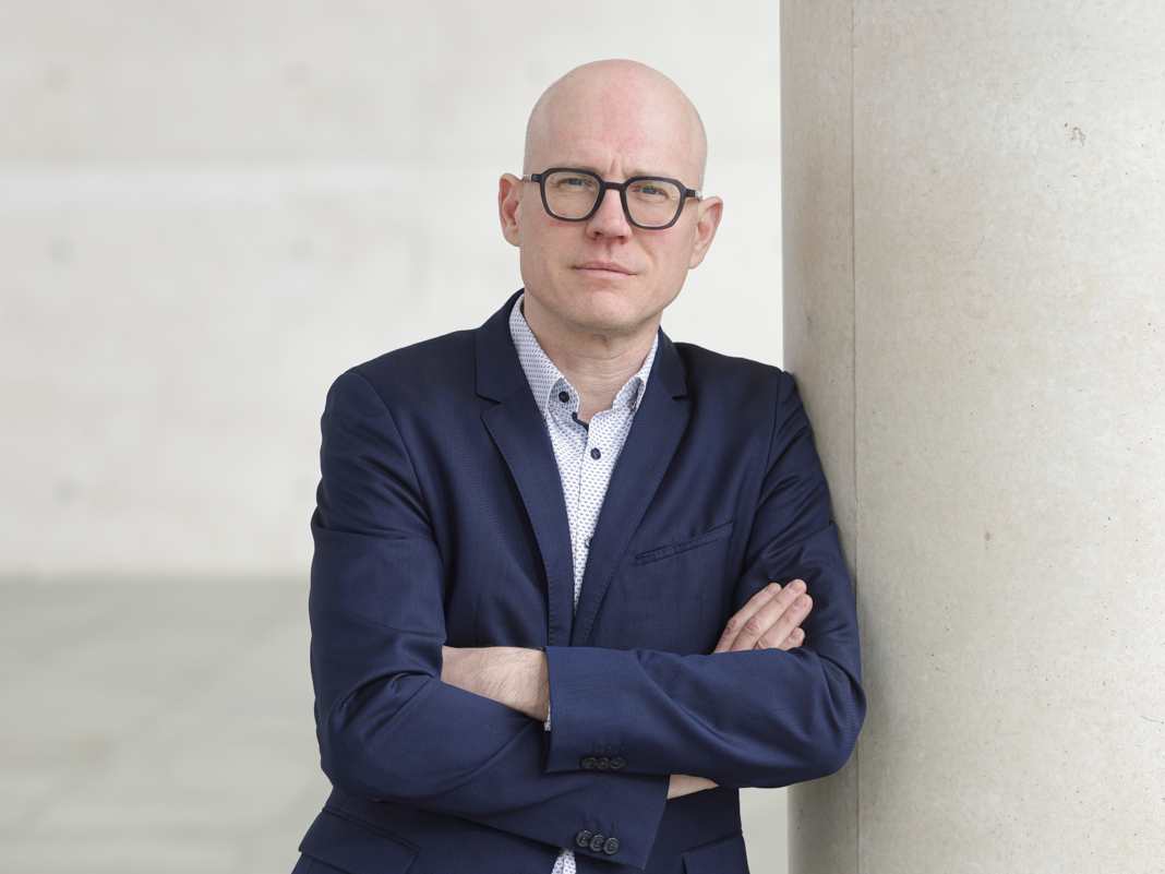 Dr.-Ing. Thomas Kranzler Geschäftsführer des Syspro-Gruppe Betonbauteile e.V. blickt in die Kamera