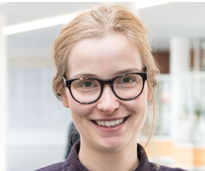 Dr. Kathrin Fröhlich Dr. Kathrin Fröhlich