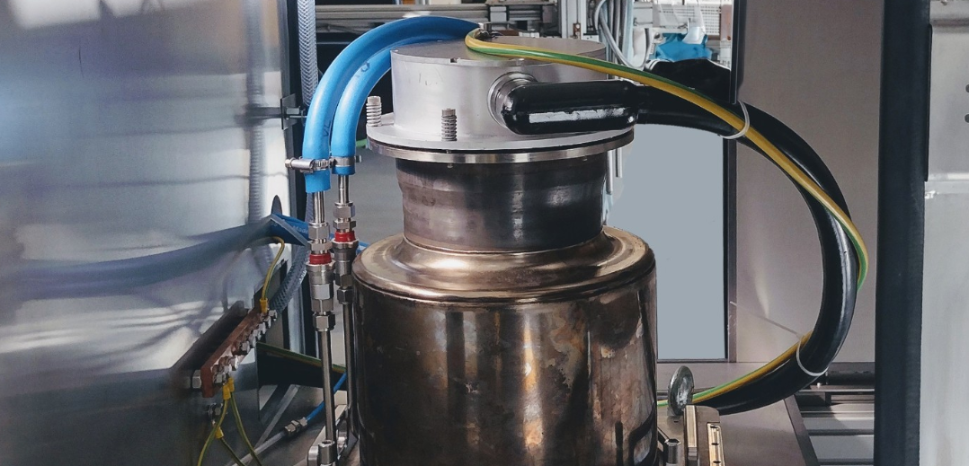 Neuartige Hybridtechnologie: Elektronenstrahl und Bioreaktor im Zusammenspiel Neuartige Hybridtechnologie: Aufbau der Hybridtechnologie zur Behandlung von Flüssigkeiten mit Elektronen