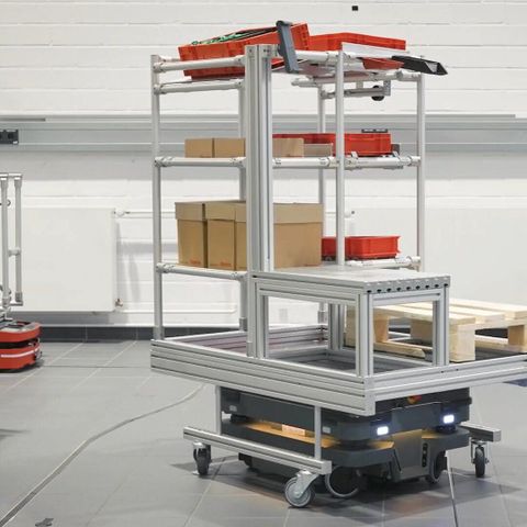 Fahrerlose Transportsysteme: Standardisiert im Aufbau, flexibel im Einsatz