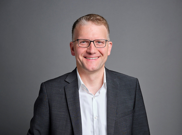 Tilman Auer übernimmt Niederlassungsleitung Stuttgart bei apoprojekt