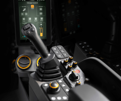JCB aktualisiert Bagger der X-Serie mit JCB UX