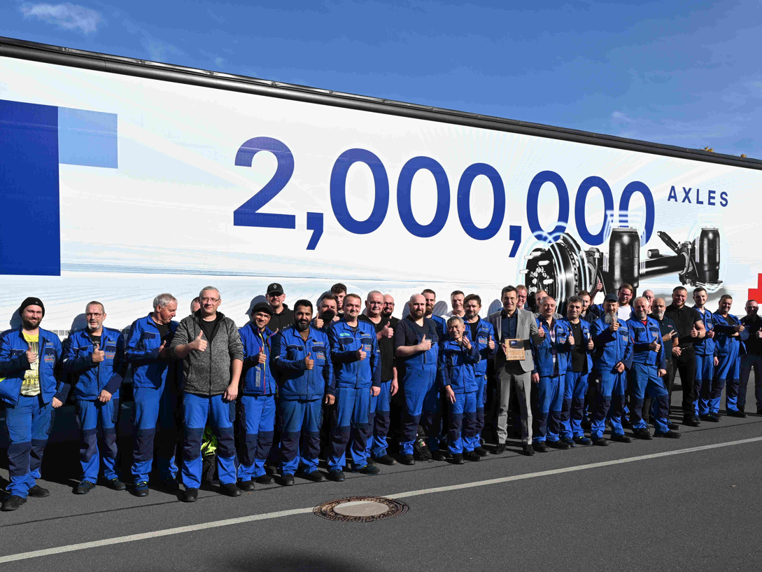 Schmitz Cargobull - Produktion der 2.000.000sten Achse