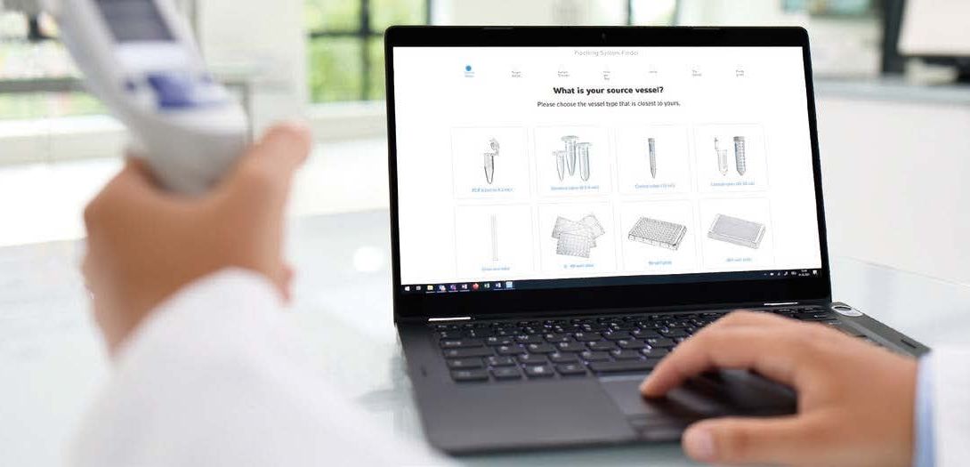 Pipetting System Finder von Eppendorf wird auf dem Bildschirm eines Laptop angezeigt