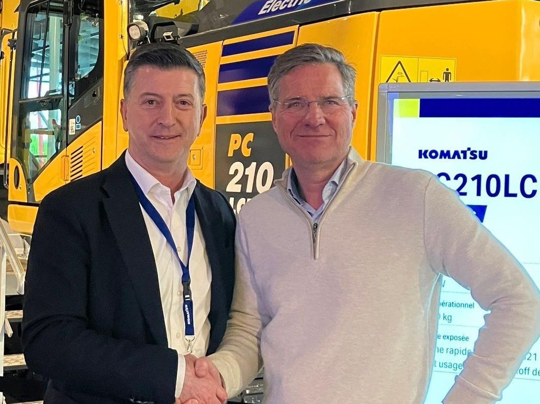 Van der Spek Vianen wird neuer Komatsu-Händler Van der Spek Vianen wird neuer Komatsu-Händler