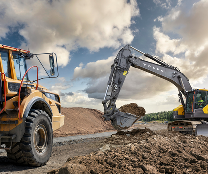 Der neue Kurzheckbagger Volvo ECR355 Der neue Kurzheckbagger Volvo ECR355