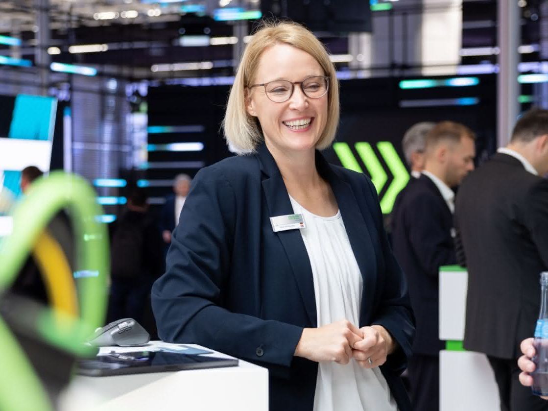 Tanja Trojansky ist Global Solution Engineer Visualization bei Murrelektronik. Die Autorin: Tanja Trojansky ist Global Solution Engineer Visualization bei Murrelektronik.