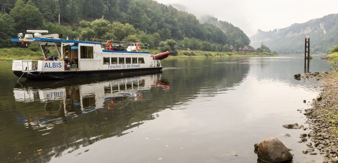 Forschungsprojekt: Wie belastet ist die Elbe? Forschungsprojekt: Wie belastet ist die Elbe?