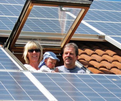 70 Prozent der Bürger sprechen sich dafür aus, den Ausbau erneuerbarer Energien und Speichertechnologien weiter zu vergrößern. 70 Prozent der Bürger sprechen sich dafür aus, den Ausbau erneuerbarer Energien und Speichertechnologien weiter zu vergrößern.