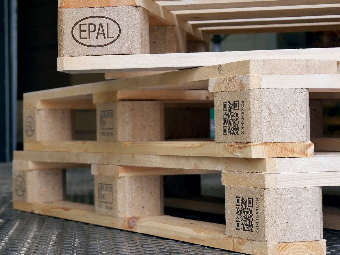 Digitization: The path of the Euro pallet into the IoT Digitization: The path of the Euro pallet into the IoT