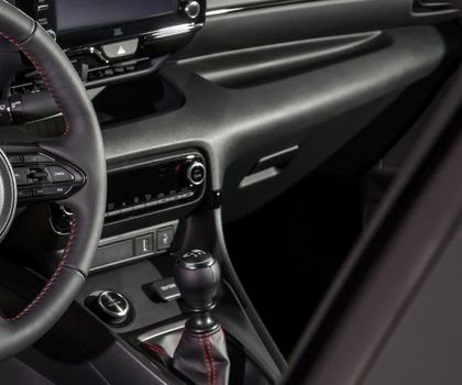 Mueller/Tecnoplast setzt auf Wittmann: Top-Spritzgießtechnik für den Automobilbau Mueller/Tecnoplast setzt auf Wittmann: Top-Spritzgießtechnik für den Automobilbau