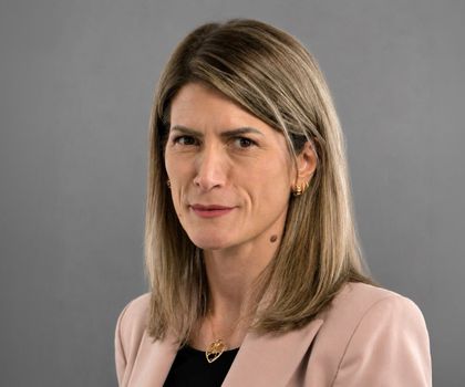 Schaeffler besetzt die Führung ihrer Tochtergesellschaft STech Defence GmbH neu. Zum 1. Oktober 2026 übernimmt Celia Pelaz die Position als CEO „Defence & New Space“ und leitet künftig die Geschäfte des Unternehmens mit Sitz in München.