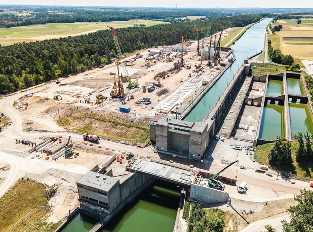 Bauer Spezialtiefbau: Präzision und Tiefbaukunst beim Schleusenneubau