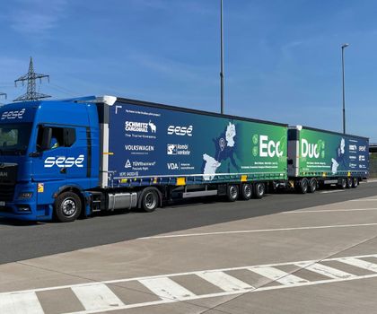 Schmitz Cargobull unterstützt EcoDuo-Pilotprojekt in Deutschland Schmitz Cargobull unterstützt EcoDuo-Pilotprojekt in Deutschland