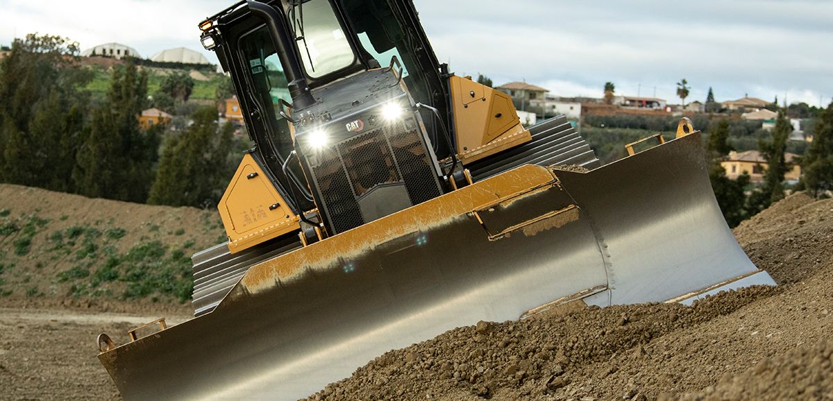 Slope Assist sorgt für eine automatische Steuerung der Quer- und Längsneigung. Slope Assist sorgt für eine automatische Steuerung der Quer- und Längsneigung.