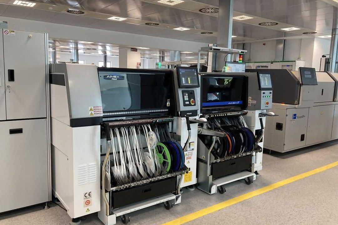 Electronics production: Fast assembly with high precision