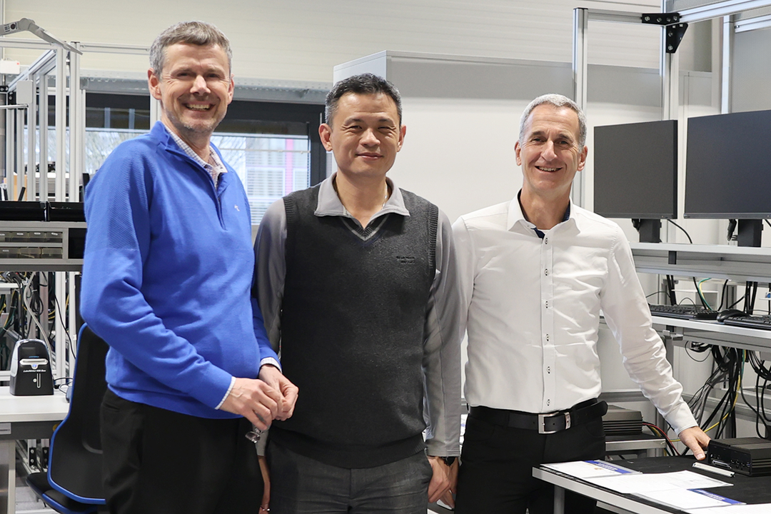 Industrie-PCs für OEMs im DACH-Raum: Spectra und Cincoze vertiefen Engineering-Allianz