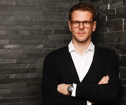 Vier Beispiele, wie digitale Agenten den Alltag in der industriellen Fertigung erleichtern Sören Michl, Vice President AI Adoption bei IFS