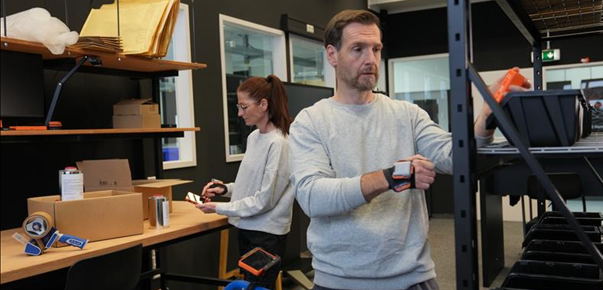 ProGlove: Ergonomie und Produktivität für Werker mit KI verbessern ProGlove: Ergonomie und Produktivität für Werker mit KI verbessern