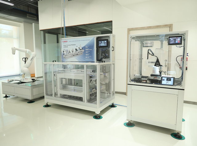 Yamaha Motor is expanding its robotics business in India: The unit will support SMT systems and industrial robots, among other things, and will be complemented by a showroom that provides a hands-on experience of manufacturing applications.