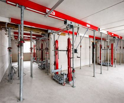 Die beiden Produkte von Mayer Schaltechnik auf der Baustelle.