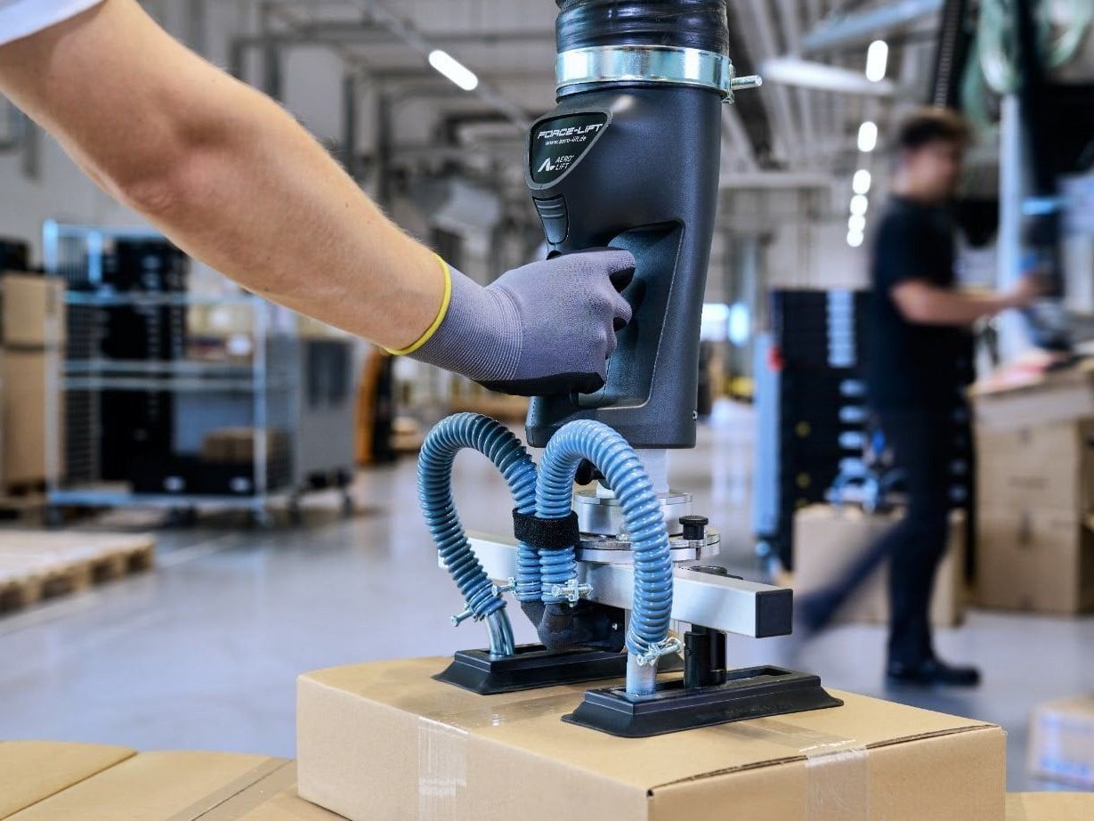 Vacuum technology: Flexible lever solutions Vacuum technology: Flexible lever solutions