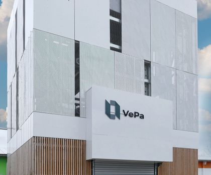 In Ballungsräumen ist Parkraum knapp. Innovatives Parkraumkonzept für lebenswerte Städte