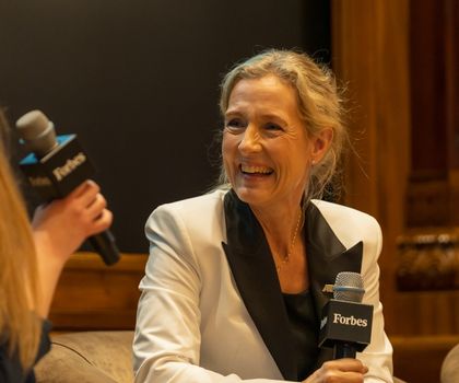 Wie Fristads-CEO Petra Öberg Gustafsson Leadership neu definiert