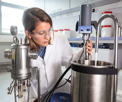 Herstellung von PCM-Emulsionen im Labor Herstellung von PCM-Emulsionen im Labor
