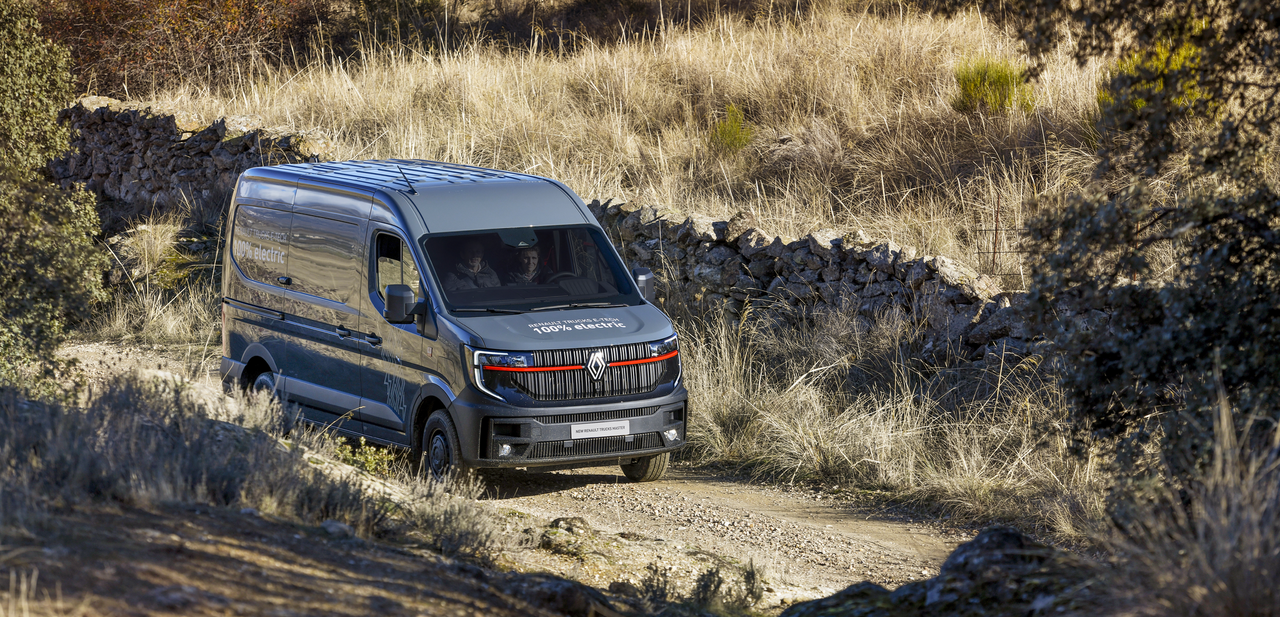 Renault Trucks widmet einen Teil seines Stands seiner Transportpalette und präsentiert zwei Elektromodelle. Renault Trucks widmet einen Teil seines Stands seiner Transportpalette und präsentiert zwei Elektromodelle.