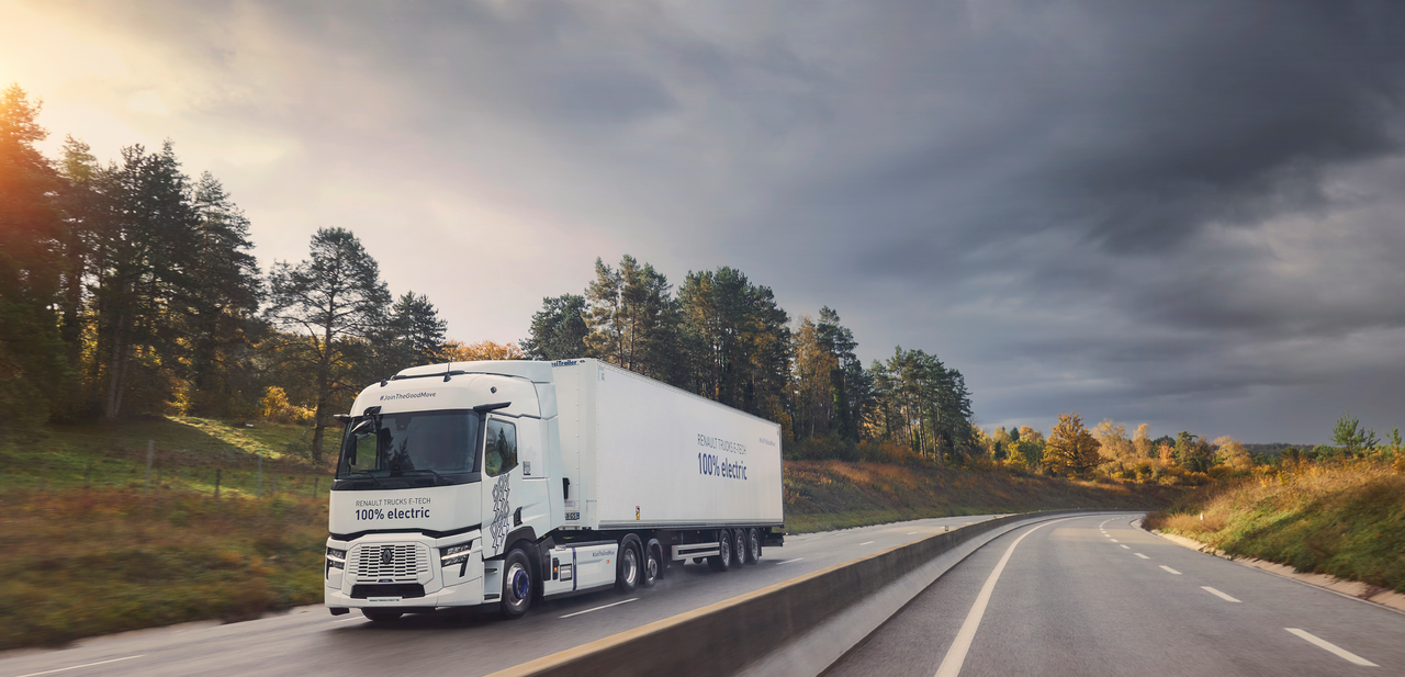 Elektrische Renault Trucks-Sattelzugmaschinen: Bis zu 660 Kilometer Reichweite Elektrische Renault Trucks-Sattelzugmaschinen: Bis zu 660 Kilometer Reichweite