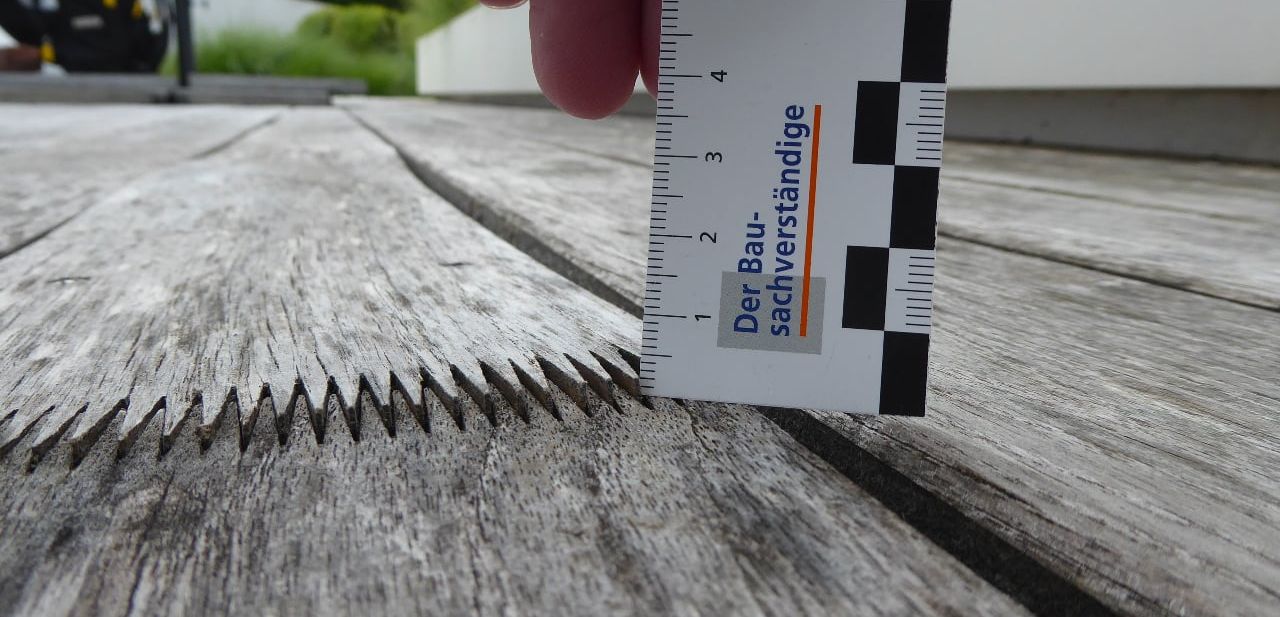 Schlechte Verleimung Terrasse
