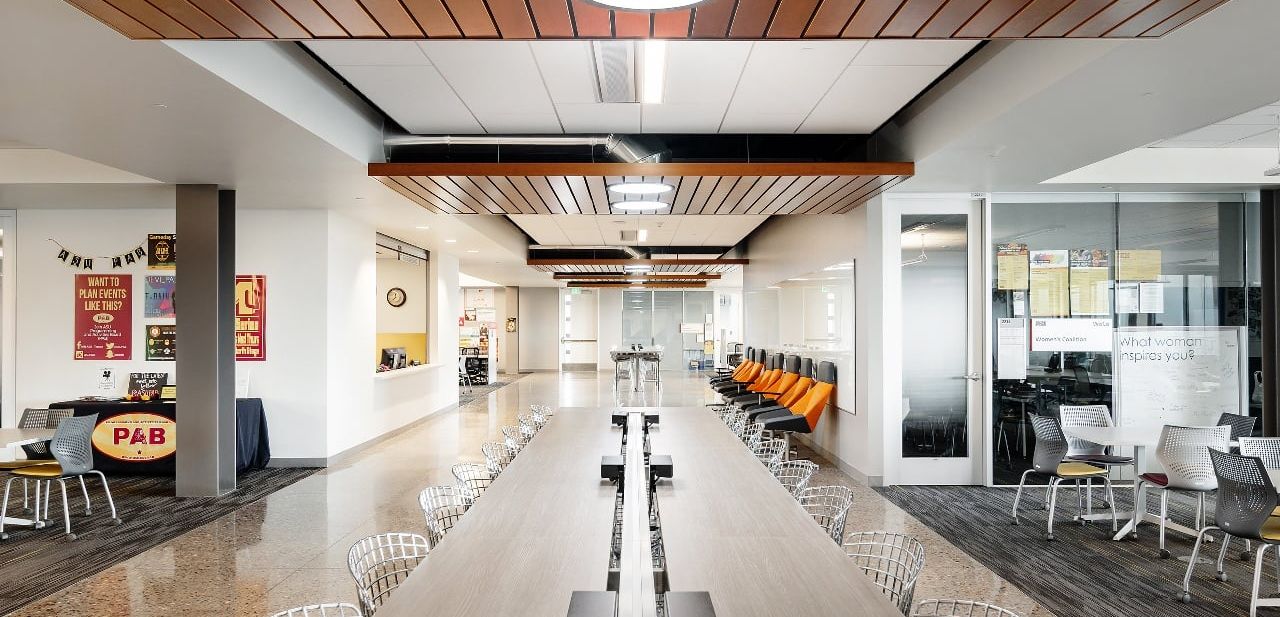Tageslicht-Leitsystem von Kingspan Light + Air GmbH Tageslicht-Leitsystem von Kingspan Light + Air GmbH