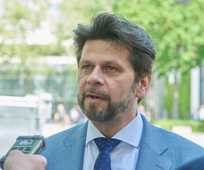 Wirtschaftszahlen 2. Quartal 2024: Produktion erholt sich leicht, strukturelle Probleme bleiben Wirtschaftszahlen 2. Quartal 2024: Produktion erholt sich leicht, strukturelle Probleme bleiben
