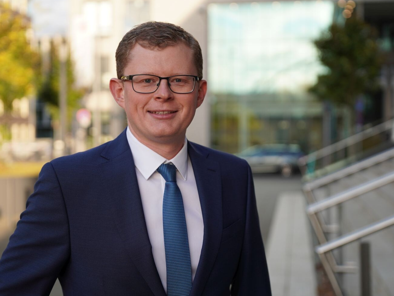 Hendrik Rawe übernimmt Leitung des Geschäftsbereichs Fach- & Endverbrauchermessen der Deutschen Messe